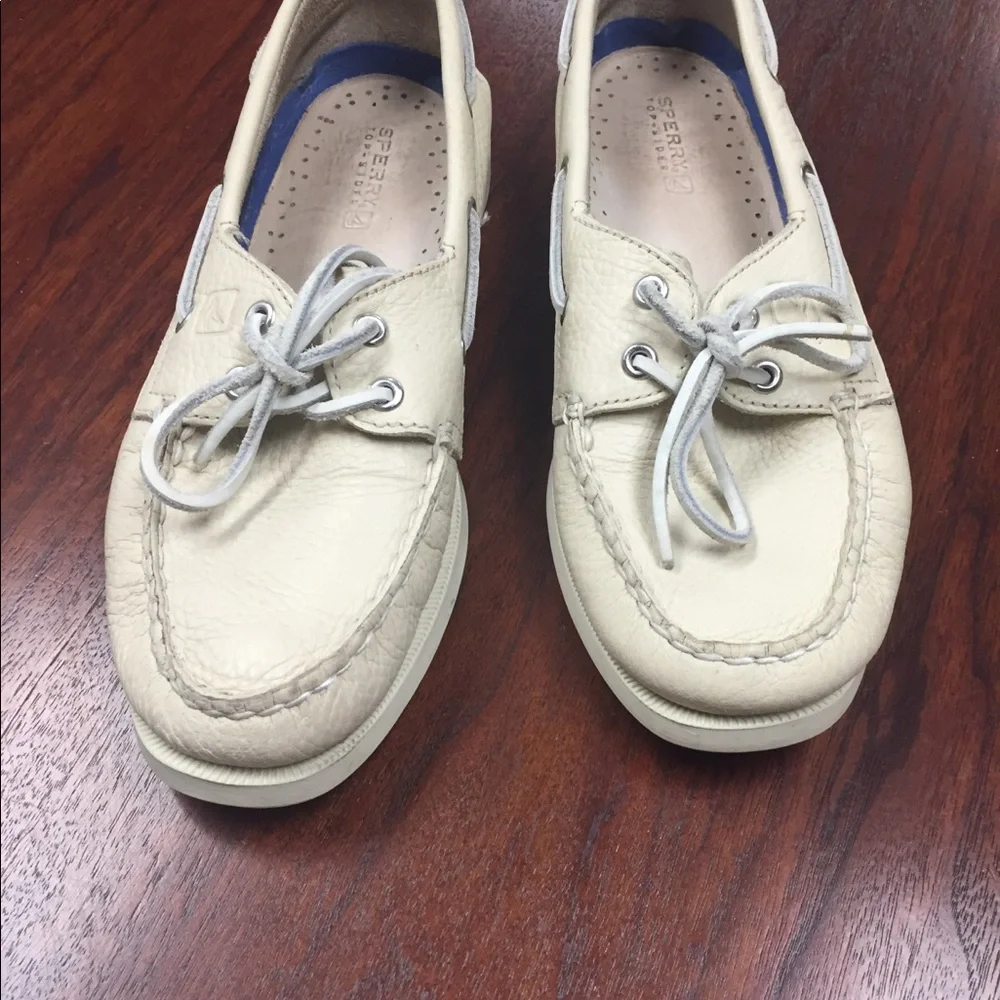 Sperry Top-Siders W 7.5 Cream Gently Used - Picture 2 of 6